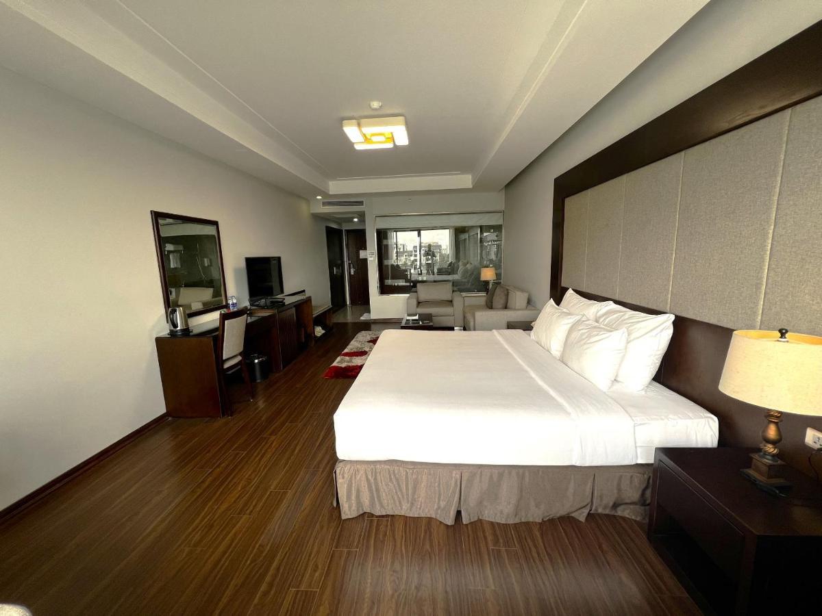 Moon Halo Hotel Ha Long Exterior photo
