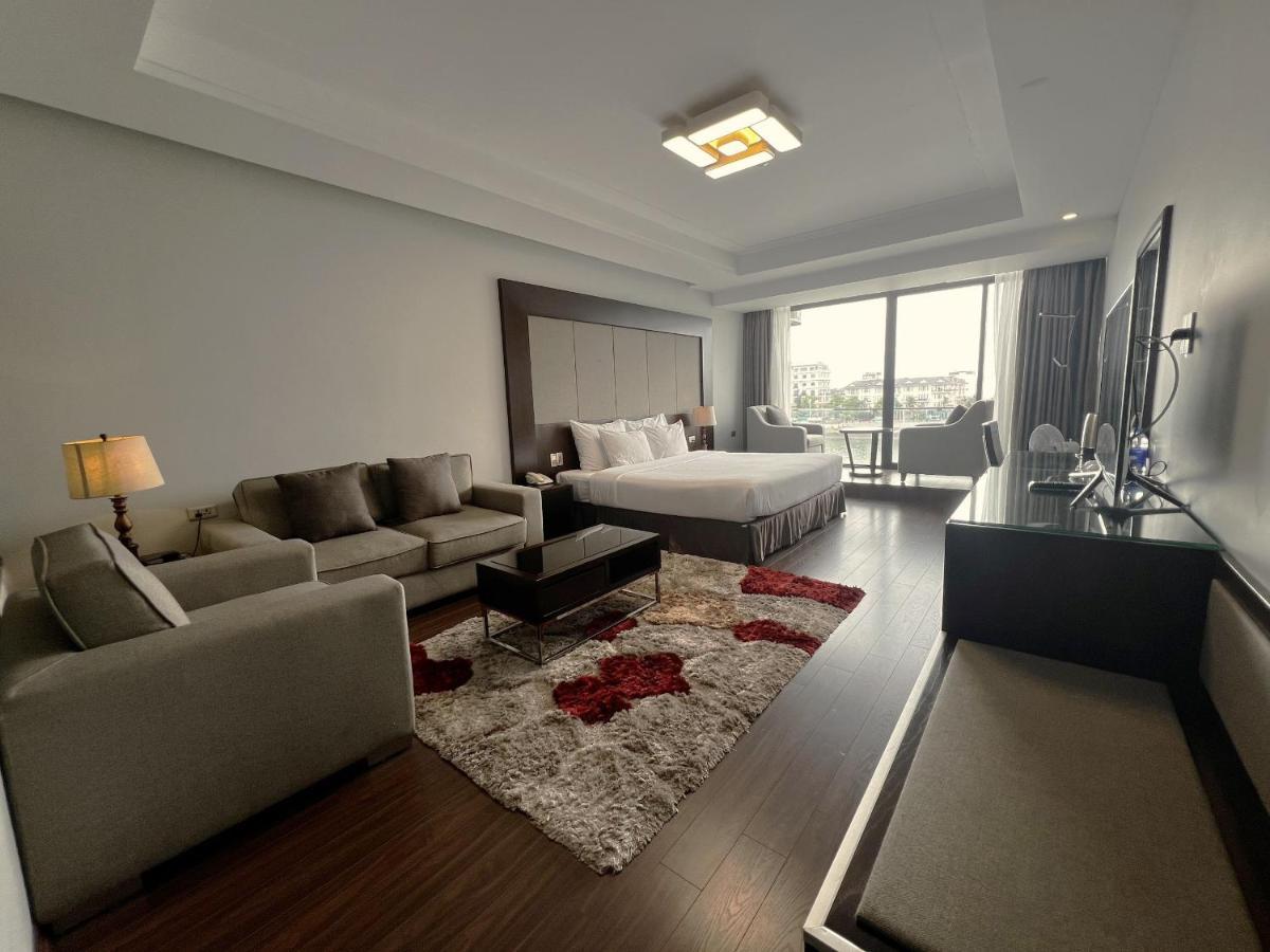 Moon Halo Hotel Ha Long Exterior photo